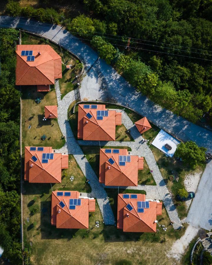 Karyon Apartments Kariófiton Екстериор снимка