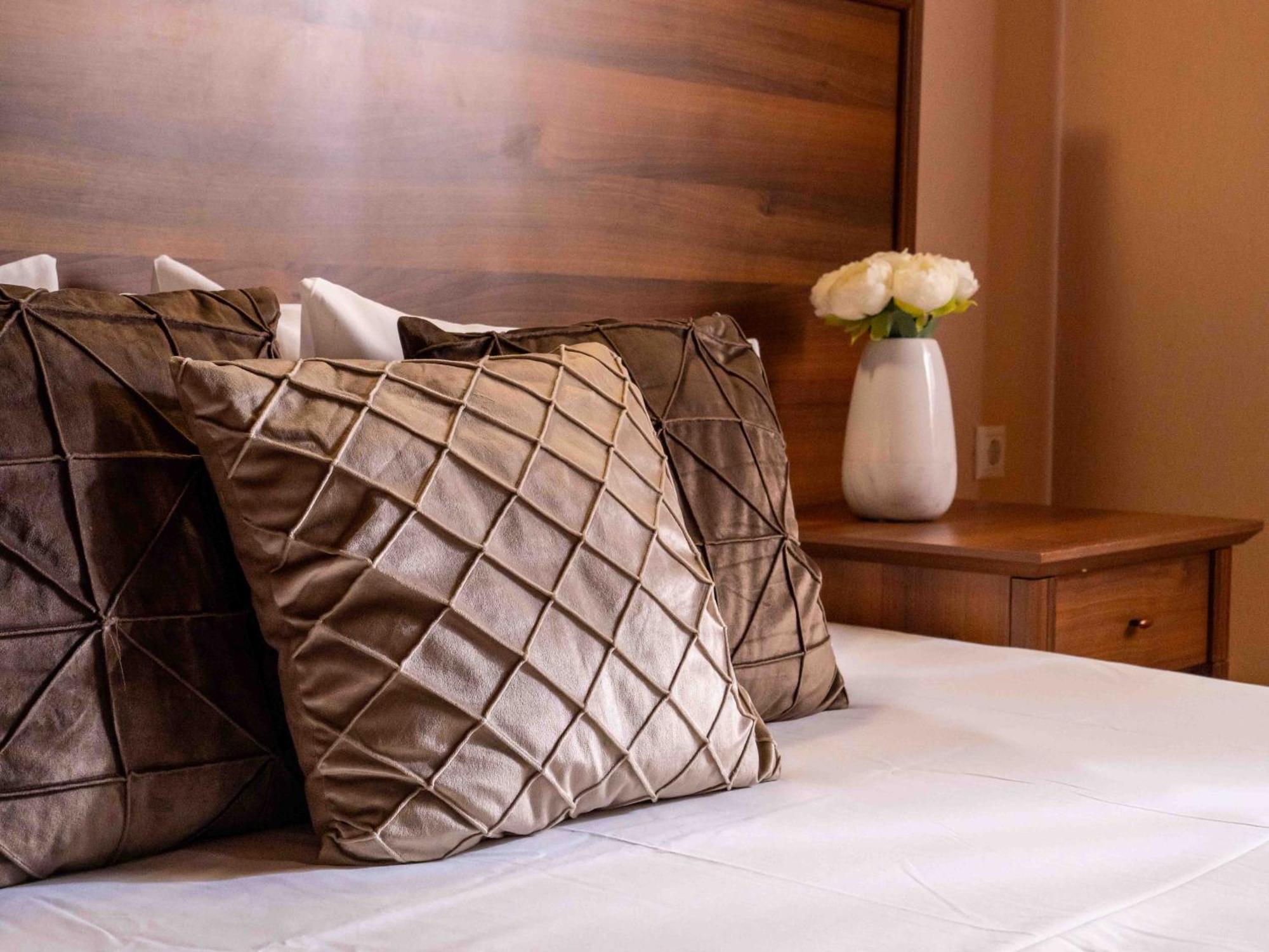 Karyon Apartments Kariófiton Екстериор снимка