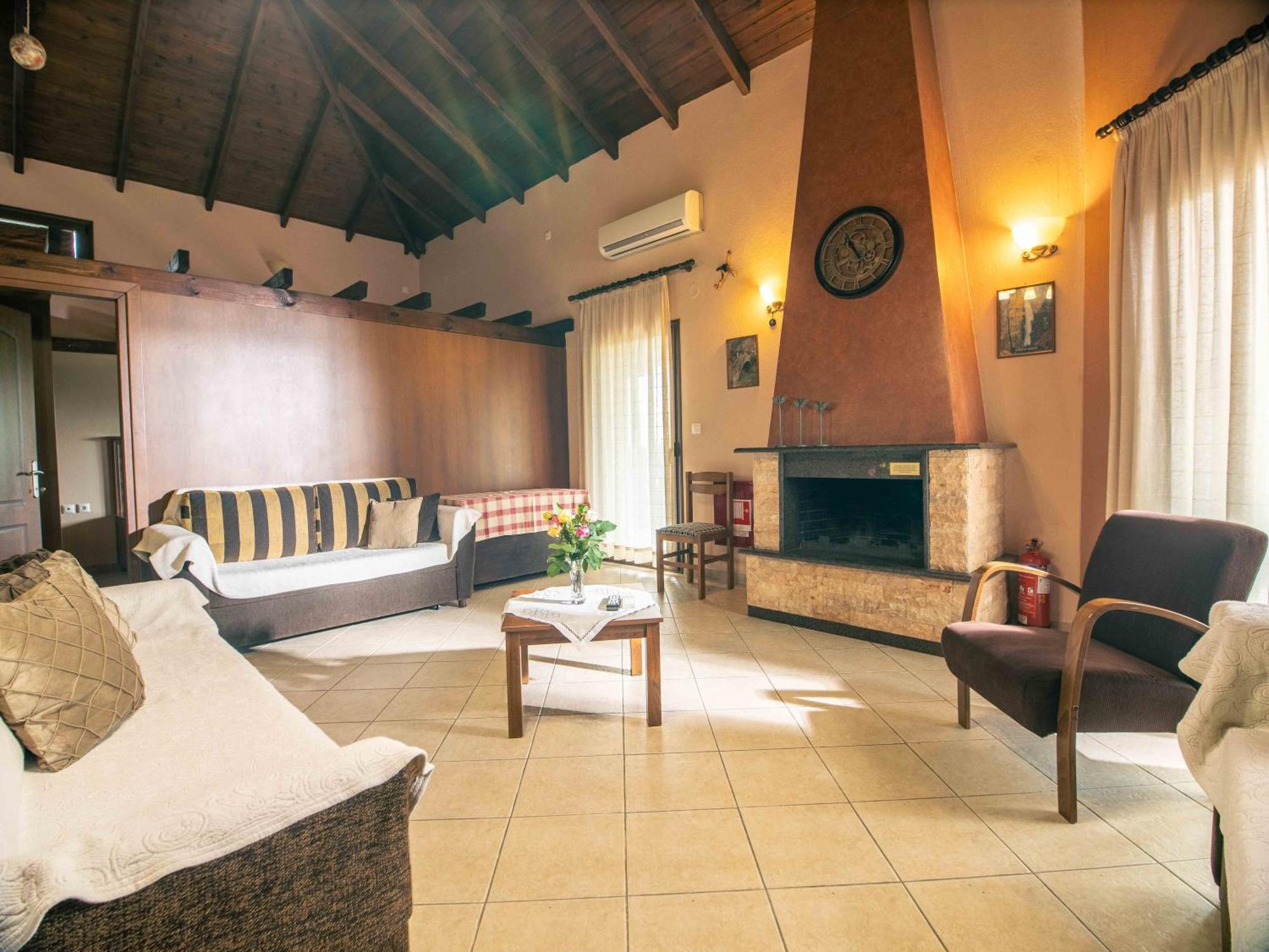 Karyon Apartments Kariófiton Екстериор снимка