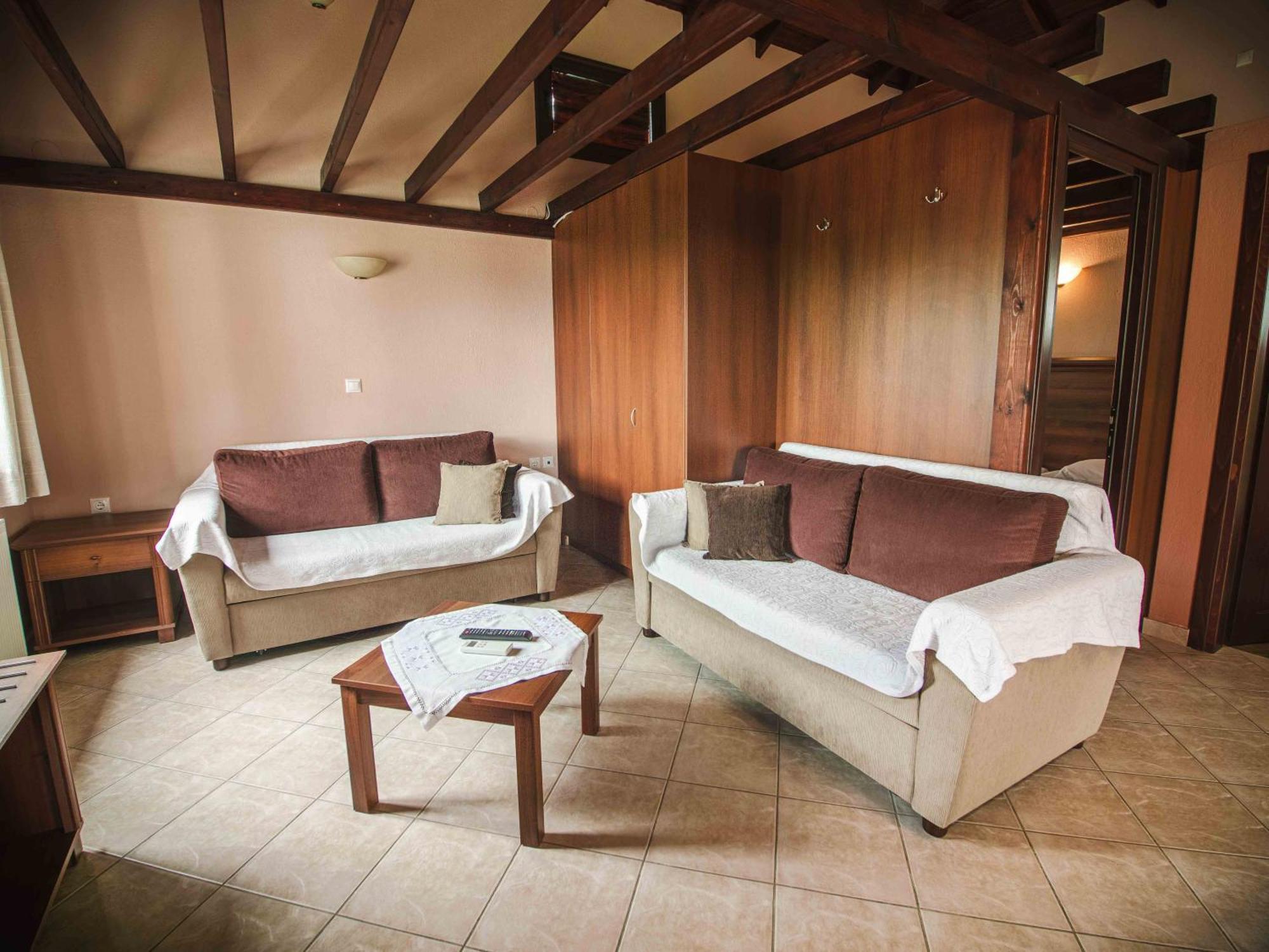Karyon Apartments Kariófiton Екстериор снимка