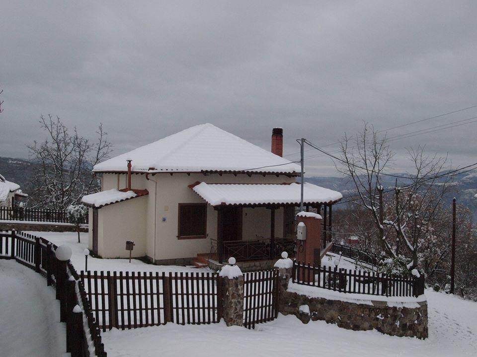Karyon Apartments Kariófiton Екстериор снимка